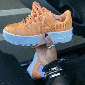 "2019" Air force 1 sage low